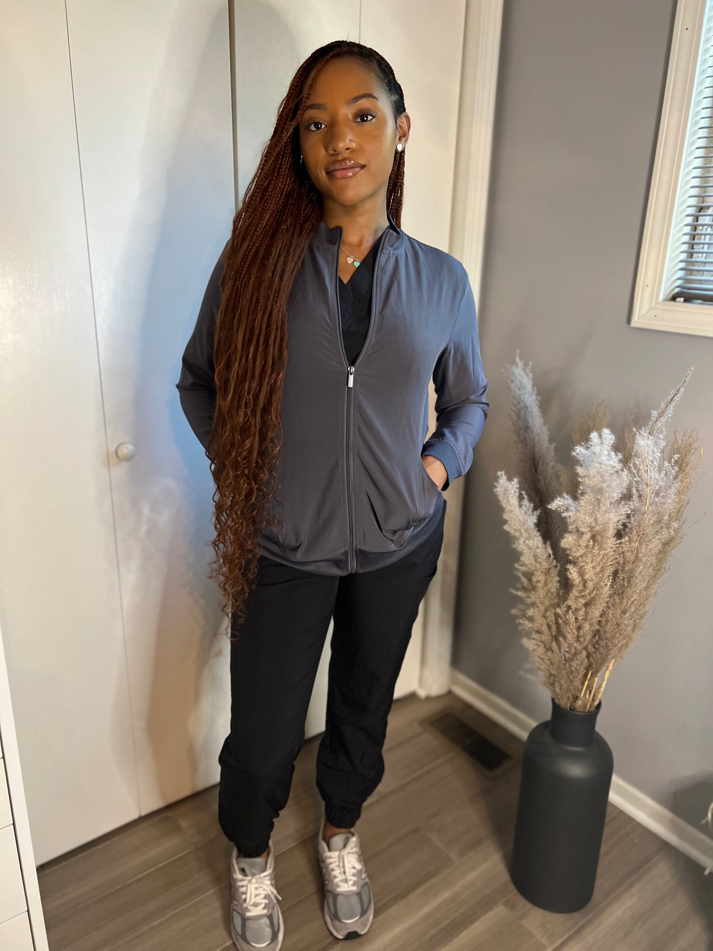 Women’s Scrub Jackets